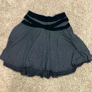 FLOWY “Mimi Maternity” BLACK & WHITE MATERNITY SKIRT